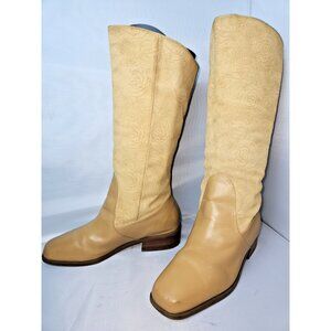 women's Markon Suela leather boots tan sued upper w/scalloped design size 10 m